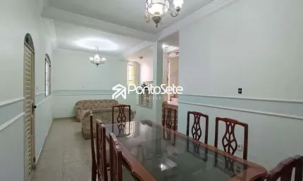 Casa com 5 quartos para alugar no São Sebastião, Divinópolis 