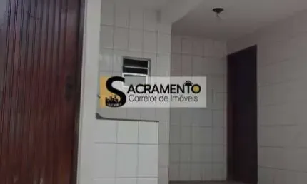 CASA ESPAÇOSA COM EDICULA PARA MORAR OU INVESTIR EM ITAQUERA!