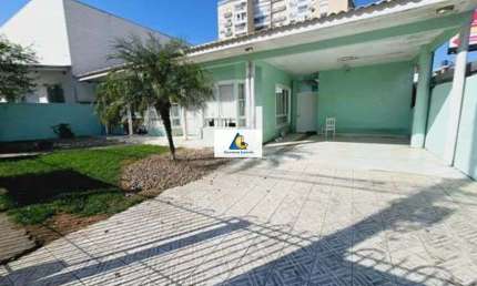 Casa com 4 quartos à venda na Rua Joaquim Fernandez de Oliveira, Abraão, Florianópolis