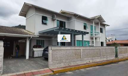 Casa com 4 quartos à venda na Rua Vilibaldo Dechamps, Universitários, Biguaçu