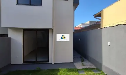 Casa com 3 quartos à venda na Rua Manoel Marques Júnior, Serraria, São José