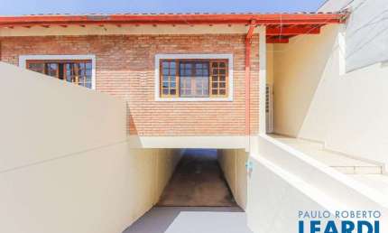 Casa com 2 quartos à venda na Rua Heitor de Andrade, Jardim das Indústrias, São José dos Campos