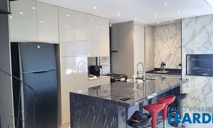 Casa em condomínio fechado com 3 quartos à venda na Rua Padre Eugênio, Jardim Jacinto, Jacareí