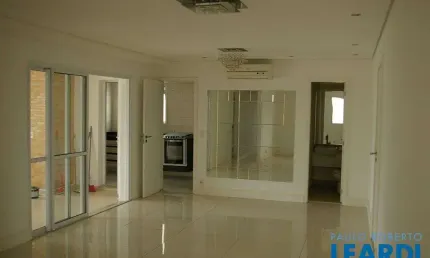 Apartamento com 3 quartos à venda na Rua Jesus Garcia, Condomínio Royal Park, São José dos Campos