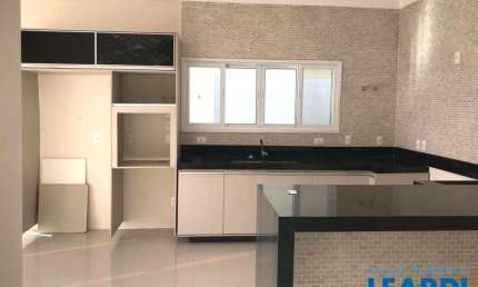 Casa em condomínio fechado com 5 quartos para alugar na Alameda Sivuca, Urbanova, São José dos Campos