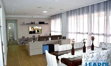 Apartamento com 3 quartos para alugar na Rua Corifeu de Azevedo Marques, Jardim das Indústrias, São José dos Campos