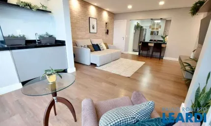Apartamento com 2 quartos à venda na Rua Emílio Marelo, Jardim das Indústrias, São José dos Campos
