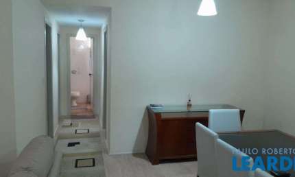 Apartamento com 3 quartos para alugar na Rua Benedito Osvaldo Lecques, Jardim Aquárius, São José dos Campos