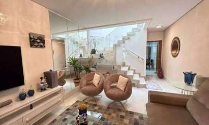 Casa com 3 quartos à venda na Rua Professora Altina Maynardi de Araújo, 267, Parque São Domingos, São Paulo por R$ 1.200.000