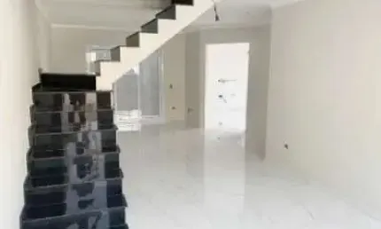 Casa com 3 quartos à venda na Rua José Ataliba Ortiz, 400, Vila Mangalot, São Paulo por R$ 900.000