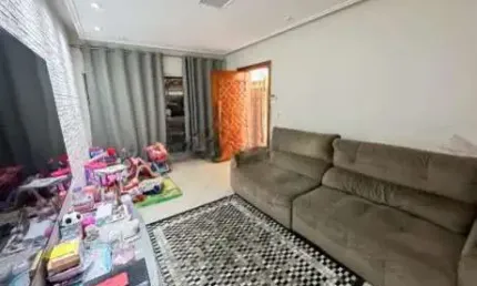 Casa com 50 quartos à venda na Rua Willis Roberto Banks, 416, Parque Maria Domitila, São Paulo por R$ 848.000