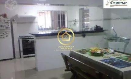 Casa com 3 quartos à venda na Rua Willis Roberto Banks, 1031, Parque Maria Domitila, São Paulo por R$ 630.000