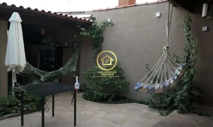 Casa com 2 quartos à venda na Rua Alberto Veiga, 132, Vila Pirituba, São Paulo por R$ 850.000