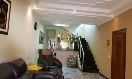 Casa com 3 quartos à venda na Rua Antônio Cubas, 283, Vila Santa Edwiges, São Paulo por R$ 742.000