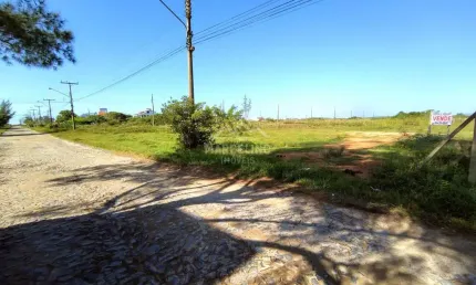 Terreno à venda na Av. B - 5 Esquina Rua A - 6, s/n, Itapirubá, Laguna