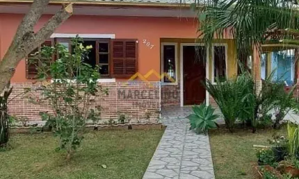 Casa Padrão próximo a lagoa de Ibiraquera - Imbituba