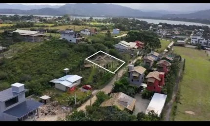 Terreno à venda no bairro praia do rosa - imbituba/sc