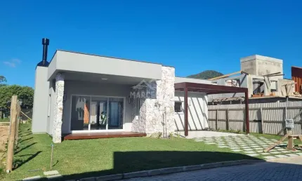 Casa à venda no bairro Praia do Siriú - Garopaba/SC