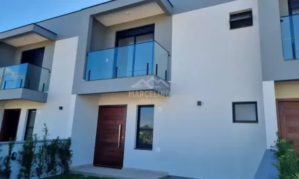 Casa à venda no bairro Areias De Palhocinha - Garopaba/SC