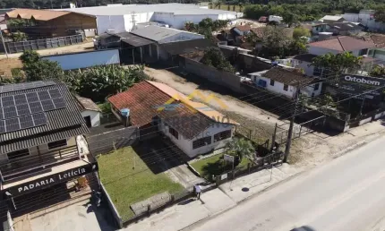 Casa comercial à venda no Araçatuba, Imbituba 