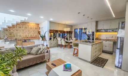 Casa em Condominio para Venda em Curitiba / PR no bairro Umbara