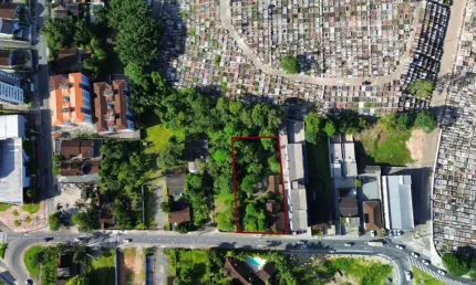 Terreno à venda na Rua Marajó, Atiradores, Joinville por R$ 1.700.000