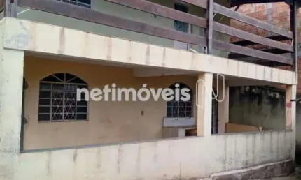 Casa com 3 quartos à venda na Rua Brumadinho, Parque Xangri-Lá, Contagem
