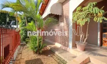Casa com 3 quartos à venda na Rua Centralina, Santa Inês, Belo Horizonte