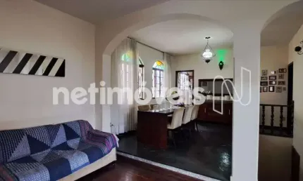 Casa com 3 quartos à venda na Rua Conceição Maia, Santa Amélia, Belo Horizonte