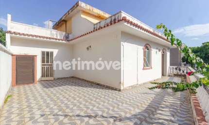 Casa com 3 quartos à venda na Rua Maestro Delê Andrade, Santa Efigênia, Belo Horizonte
