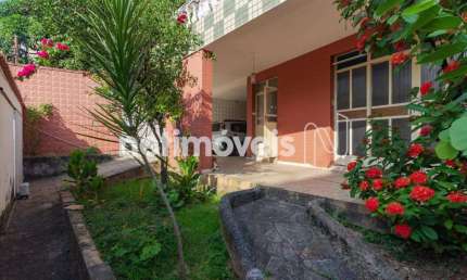 Casa com 3 quartos à venda na Rua Maestro Delê Andrade, Santa Efigênia, Belo Horizonte