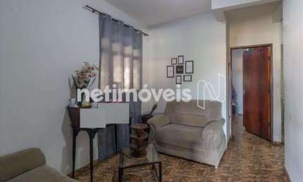 Casa com 3 quartos à venda na Rua Maria da Matta Castro, Conjunto Confisco, Belo Horizonte