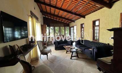 Casa com 5 quartos à venda na Rua Estácio Rodrigues, Havaí, Belo Horizonte