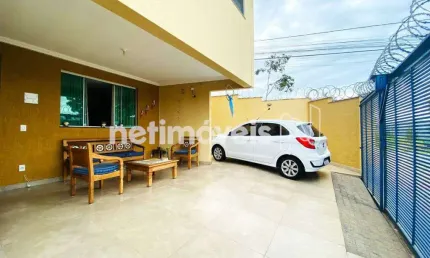 Casa com 3 quartos à venda na Rua Alaranjada, Vitória, Belo Horizonte