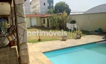 Casa com 5 quartos à venda na Rua Hélio de Senna Figueiredo, Serrano, Belo Horizonte