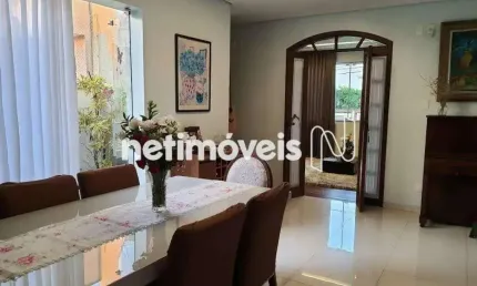 Casa com 5 quartos à venda na Rua Horta Barbosa, Nova Floresta, Belo Horizonte