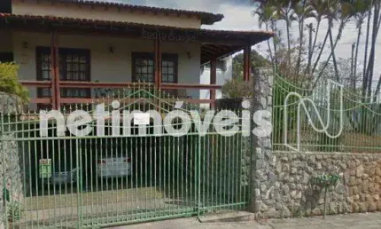 Casa com 5 quartos à venda na Rua Modestino Fonseca Cota, Parque Jardim Itaú, Vespasiano