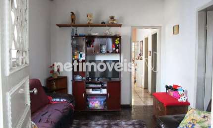 Casa com 3 quartos à venda na Rua Valença, Carlos Prates, Belo Horizonte