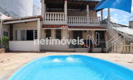 Casa com 4 quartos à venda na Rua Santa Vitória, Parque Leblon, Belo Horizonte