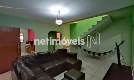 Casa com 5 quartos à venda na Rua Bernardino Oliveira Pena, São João Batista, Belo Horizonte