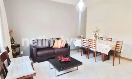 Casa com 4 quartos à venda na Rua II, Arvoredo, Contagem
