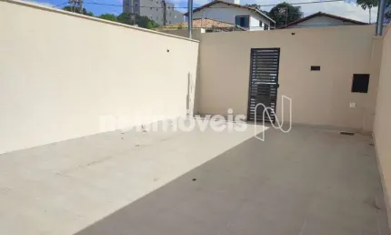 Casa com 3 quartos à venda na Rua Hélcio Paiva, Santa Branca, Belo Horizonte