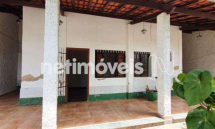 Casa com 3 quartos à venda na Rua Lúcia Helena, Paquetá, Belo Horizonte