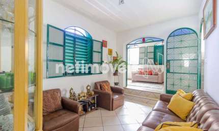 Casa com 3 quartos à venda na Rua São Luíz, Sagrada Família, Belo Horizonte