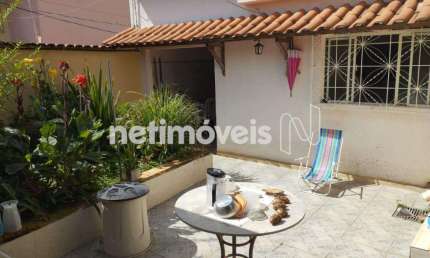 Casa com 3 quartos à venda na Rua Nascimento Teixeira, Industrial, Contagem