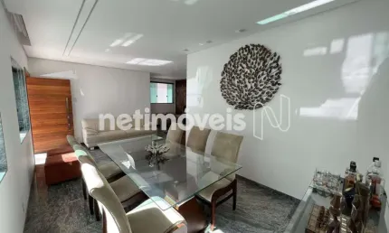 Casa com 3 quartos à venda na Rua Pitangui, Sagrada Família, Belo Horizonte