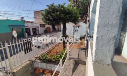 Casa com 4 quartos à venda na Rua Guararapes, Glória, Belo Horizonte
