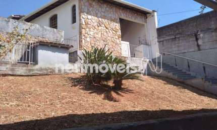 Casa com 3 quartos à venda na Rua Jacuípe, Concórdia, Belo Horizonte
