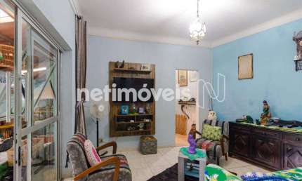 Casa com 3 quartos à venda na Rua Itajubá, Floresta, Belo Horizonte