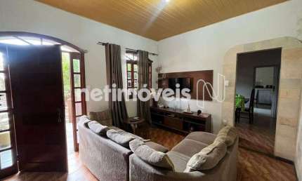 Casa com 3 quartos à venda na Rua Geraldo Ribeiro, Glória, Belo Horizonte